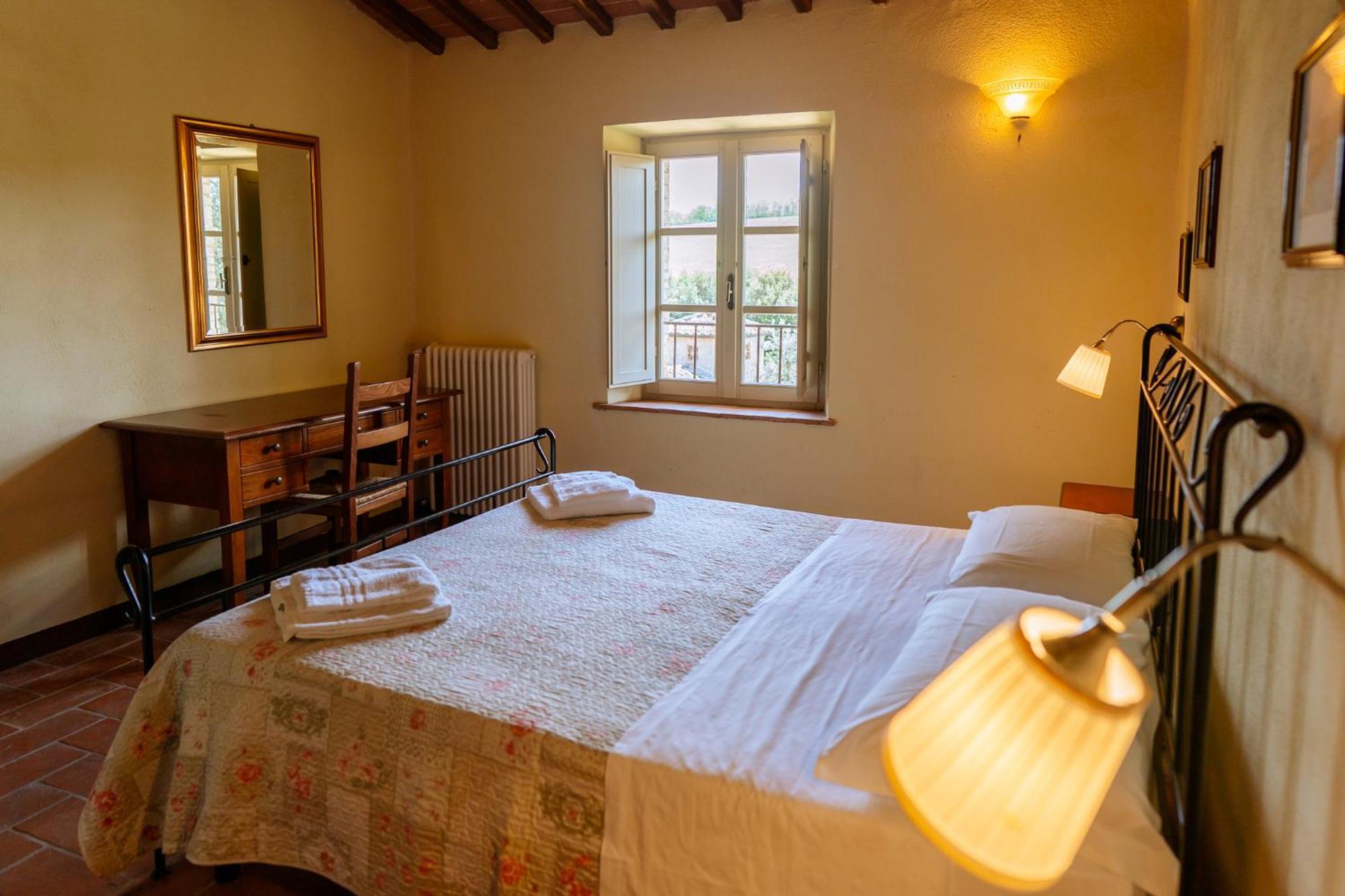 Villa Le Beringhe - Wine Pool & Relax Colle di Val d'Elsa Exterior foto